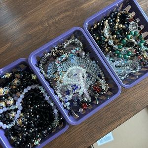 vintage beaded jewelry bundle! necklaces, earrings, etc.